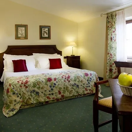 Logge Del Perugino; Sure Collection By Western