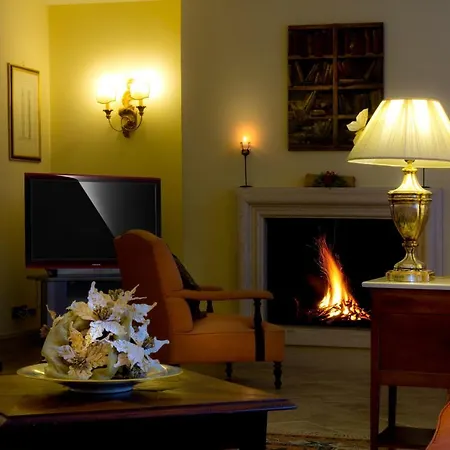 Otel Logge Del Perugino; Sure Collection By Western 4*